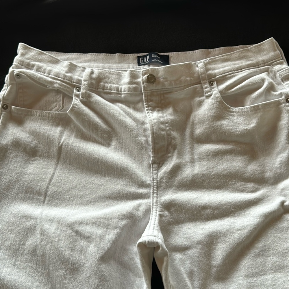 Gap Sz33 (16) white girlfriend straight stretch JEANS EUC 5 pocket zip fly